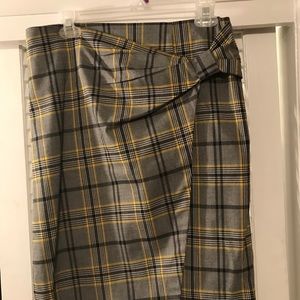 Plaid skirt